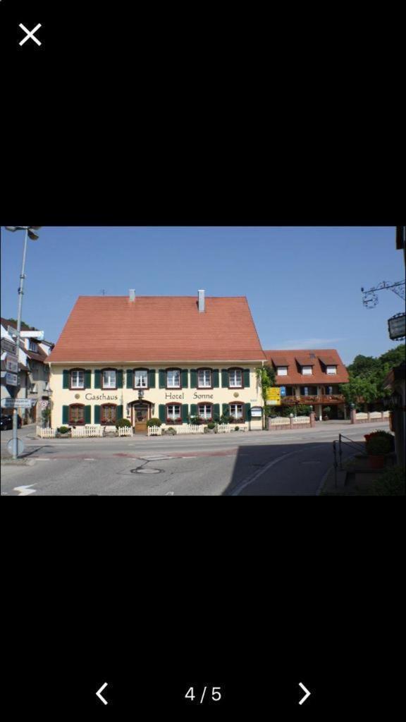 Gasthaus Sonne Шлинген Екстериор снимка